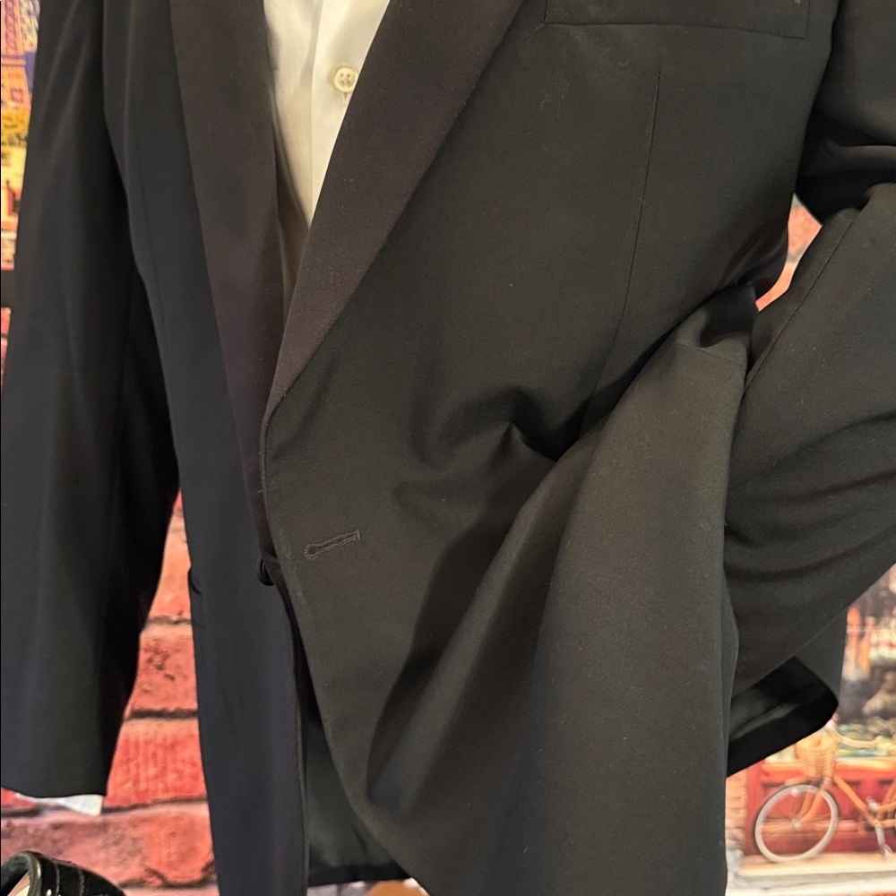 Istante Tuxedo Coat - Picture 12 of 17